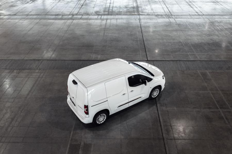  Toyota ProAce City Van 2019 года  (EU) (фото 7 из 53)